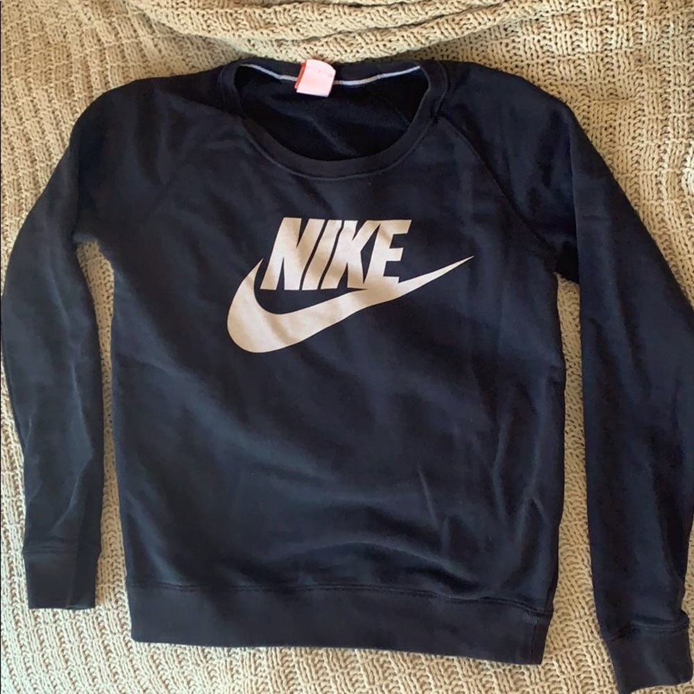 Black Nike crew neck